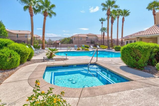 9275 Silver Arrow Court, Las Vegas, NV 89117