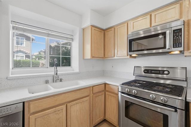 9275 Silver Arrow Court, Las Vegas, NV 89117