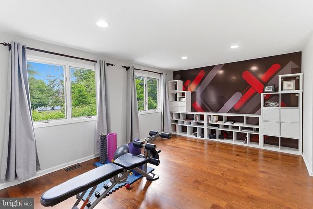 49 WOODMONT DR, Lawrenceville, NJ 08648