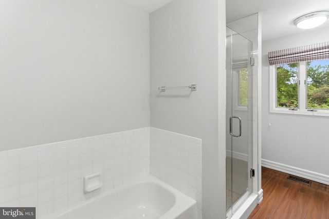 49 WOODMONT DR, Lawrenceville, NJ 08648