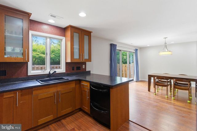 49 WOODMONT DR, Lawrenceville, NJ 08648