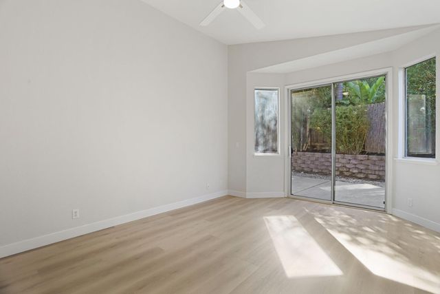 1518 Whitstable Dr, Roseville, CA 95747