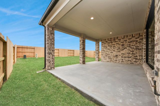 19018 Cape Capasso Drive, Hockley, TX 77447