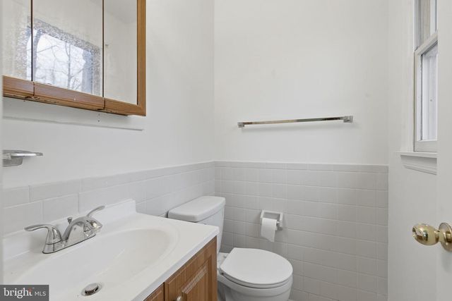 4904 HOLLYWOOD RD, College Park, MD 20740