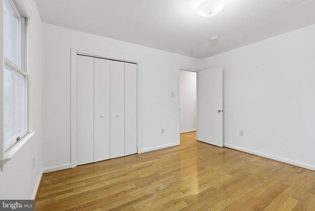 4904 HOLLYWOOD RD, College Park, MD 20740