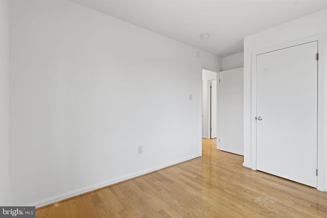 4904 HOLLYWOOD RD, College Park, MD 20740