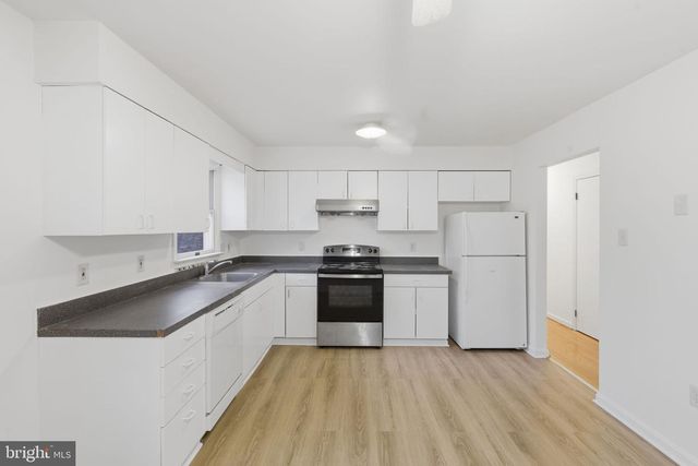 4904 HOLLYWOOD RD, College Park, MD 20740