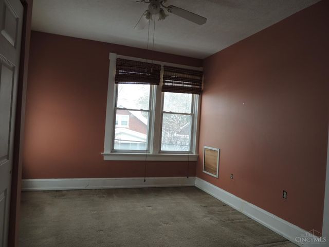 17 Maple Street, Reading, OH 45215