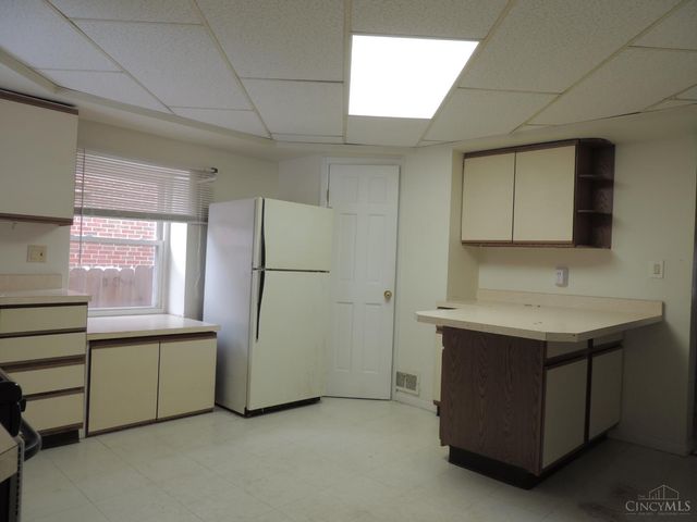 17 Maple Street, Reading, OH 45215