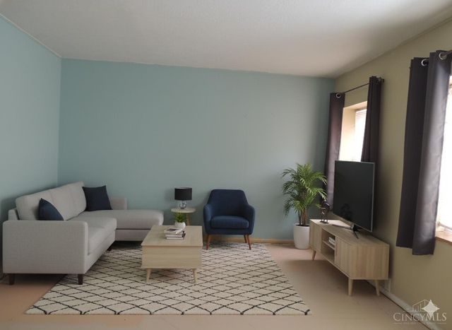 17 Maple Street, Reading, OH 45215