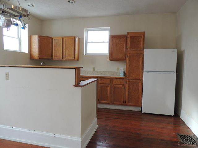 17 Maple Street, Reading, OH 45215