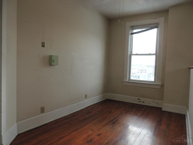 17 Maple Street, Reading, OH 45215