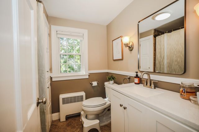 1138 Hall Street, Manchester, NH 03104