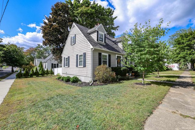 1138 Hall Street, Manchester, NH 03104