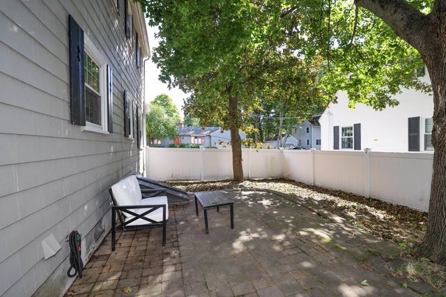 1138 Hall Street, Manchester, NH 03104