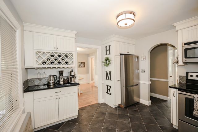 1138 Hall Street, Manchester, NH 03104