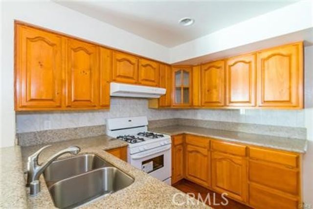 12631 Gradwell, Lakewood, CA 90715