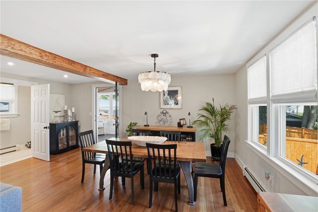 1 Staples Avenue, Warwick, RI 02886