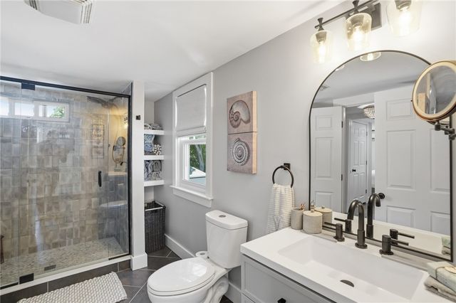 1 Staples Avenue, Warwick, RI 02886