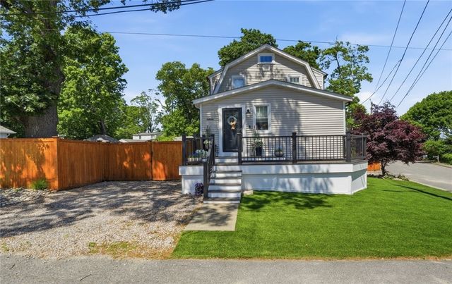 1 Staples Avenue, Warwick, RI 02886