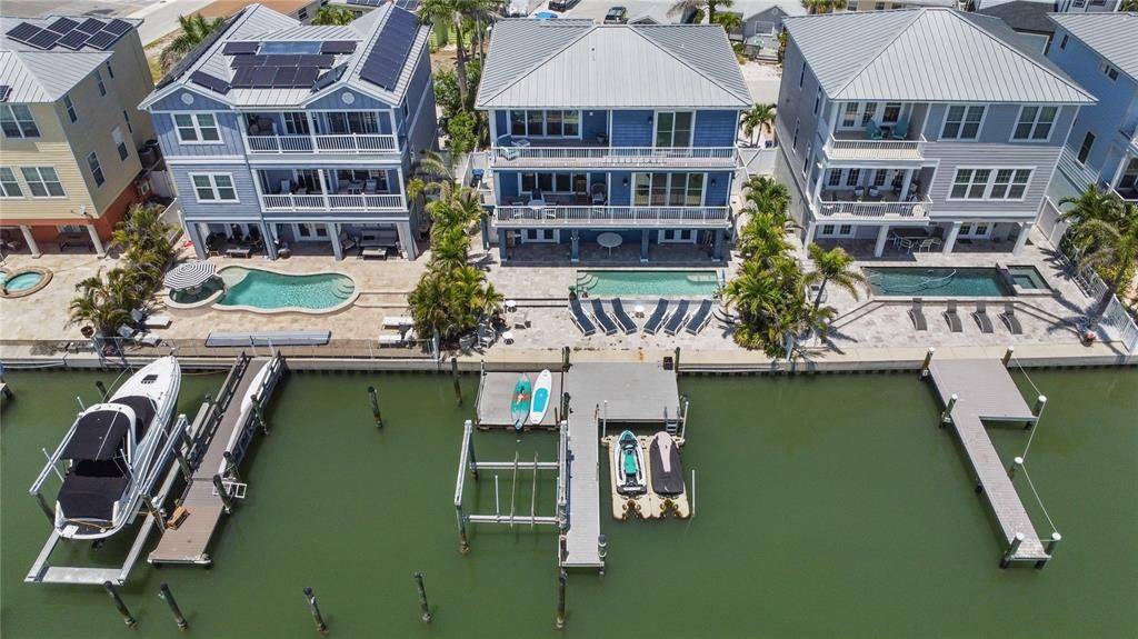 460 137TH AVENUE CIRCLE, Madeira Beach, FL 33708