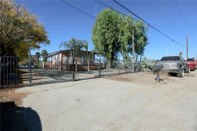 22735 Lukens, Perris, CA 92570