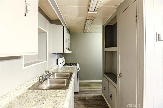 22735 Lukens, Perris, CA 92570