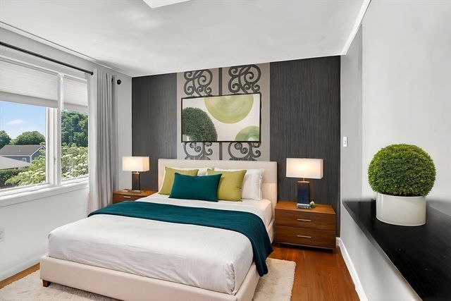 18 Roosevelt Rd, Medford, MA 02155