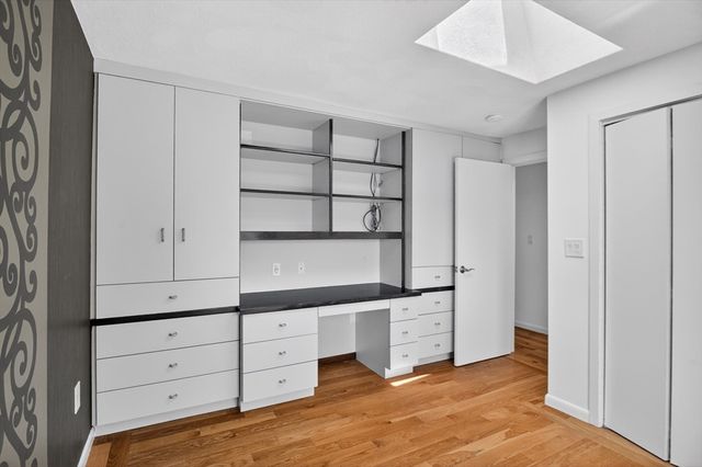 18 Roosevelt Rd, Medford, MA 02155