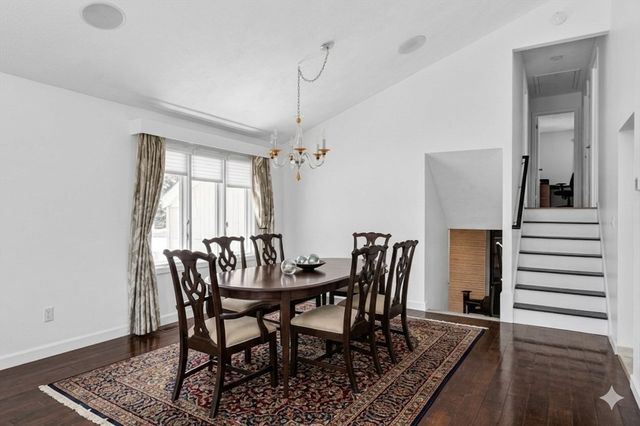 18 Roosevelt Rd, Medford, MA 02155