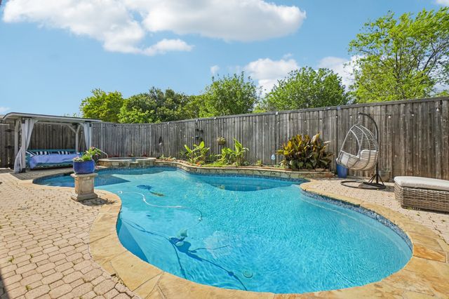 2233 Parkhaven Drive, Plano, TX 75075