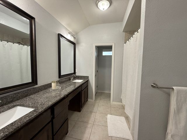 805 Chaparral Rd, Midland, TX 79705