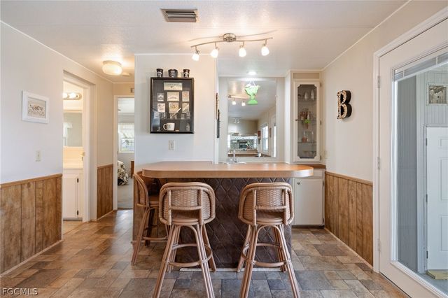 472 Nicklaus BLVD, North Fort Myers, FL 33903