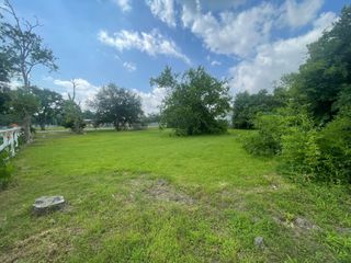 7006 Stewart Road, Hitchcock, TX 77563