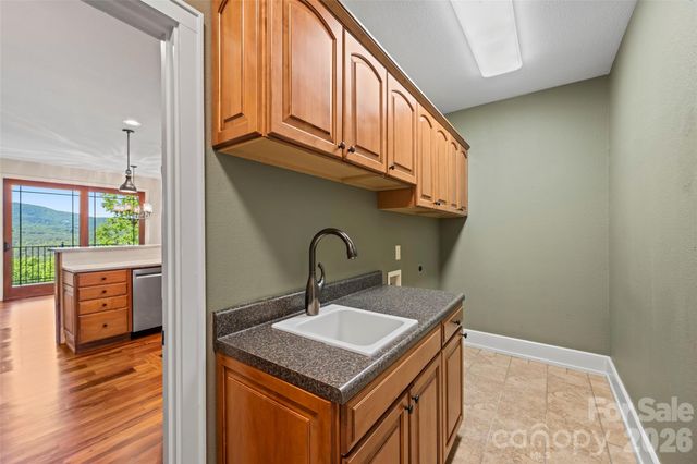 556 High Pines Loop, Lake Lure, NC 28746