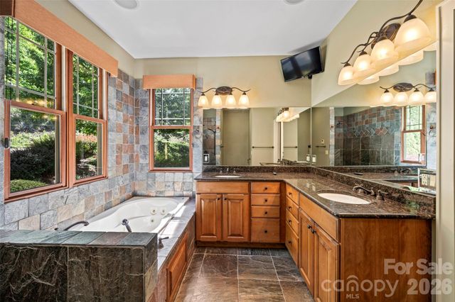 556 High Pines Loop, Lake Lure, NC 28746