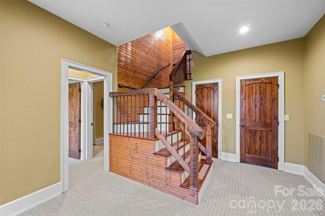 556 High Pines Loop, Lake Lure, NC 28746