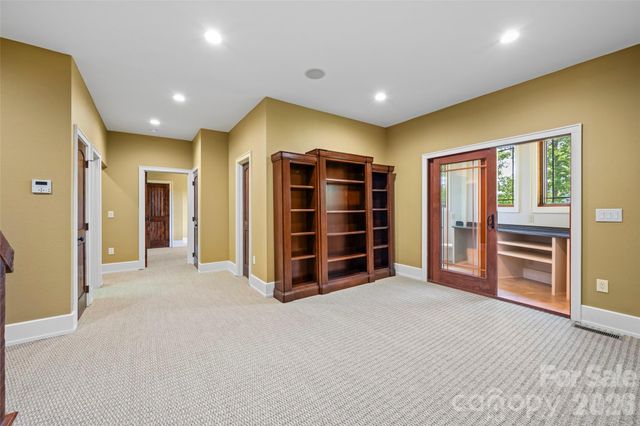 556 High Pines Loop, Lake Lure, NC 28746