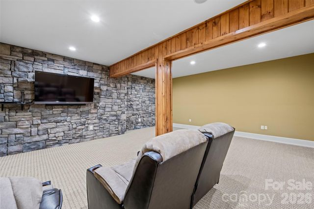 556 High Pines Loop, Lake Lure, NC 28746