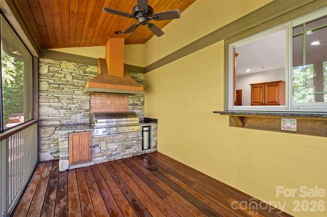 556 High Pines Loop, Lake Lure, NC 28746