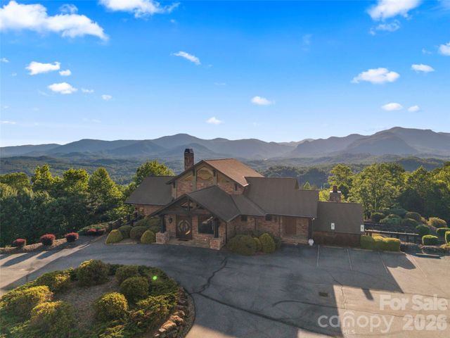 556 High Pines Loop, Lake Lure, NC 28746