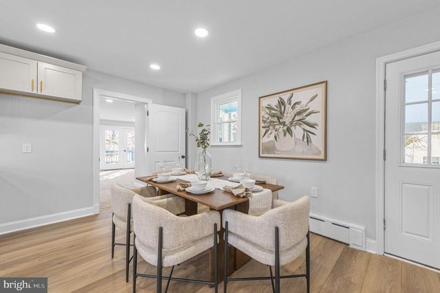 1014 LANSDALE AVE, Lansdale, PA 19446