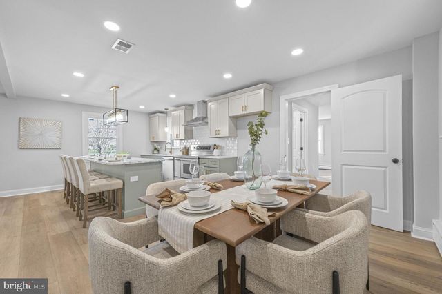 1014 LANSDALE AVE, Lansdale, PA 19446