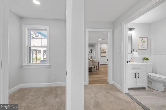 1014 LANSDALE AVE, Lansdale, PA 19446