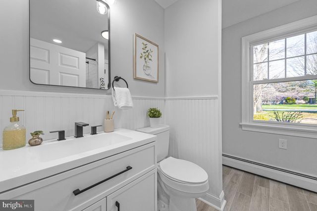 1014 LANSDALE AVE, Lansdale, PA 19446