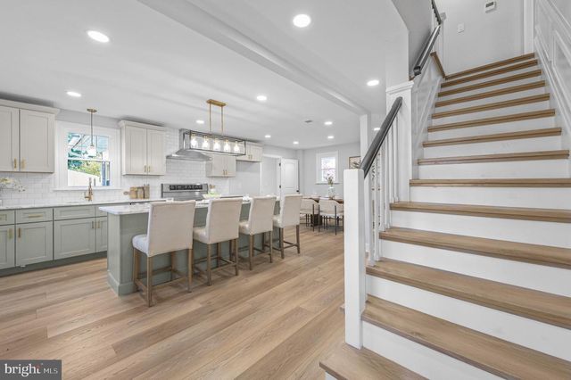 1014 LANSDALE AVE, Lansdale, PA 19446