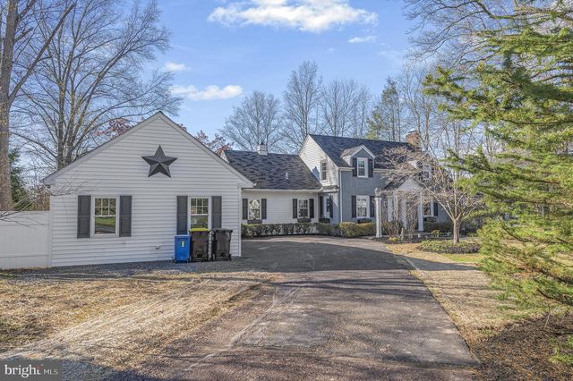 1014 LANSDALE AVE, Lansdale, PA 19446