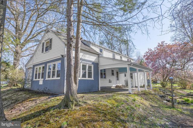 1014 LANSDALE AVE, Lansdale, PA 19446