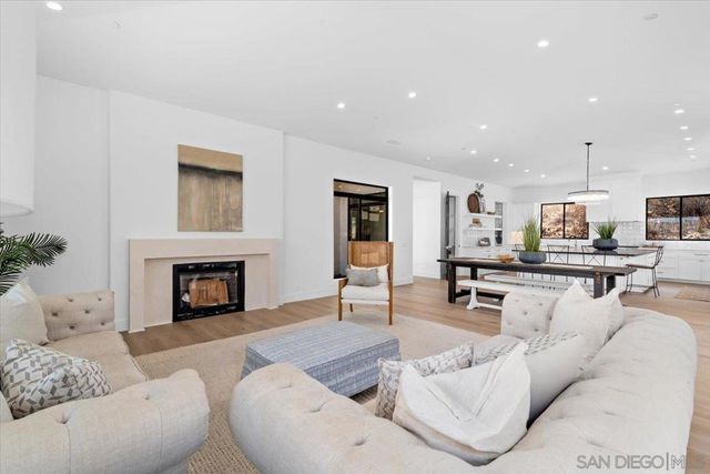 16390 Via Justina Real, Escondido, CA 92025