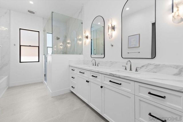 16390 Via Justina Real, Escondido, CA 92025